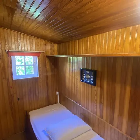 Alpehytte Rive Bellacha Near Ouistreham