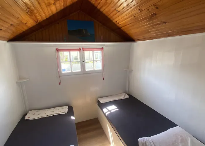 Rive Bellacha Near *